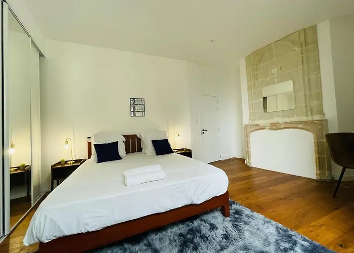 Casa : L\'Eclat De La Doutre